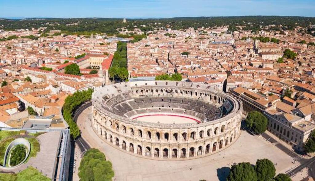 Nîmes 12km