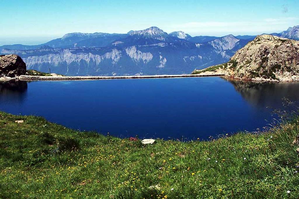 Le lac du Crozet. À environ 90 minutes à pied de Freydières.