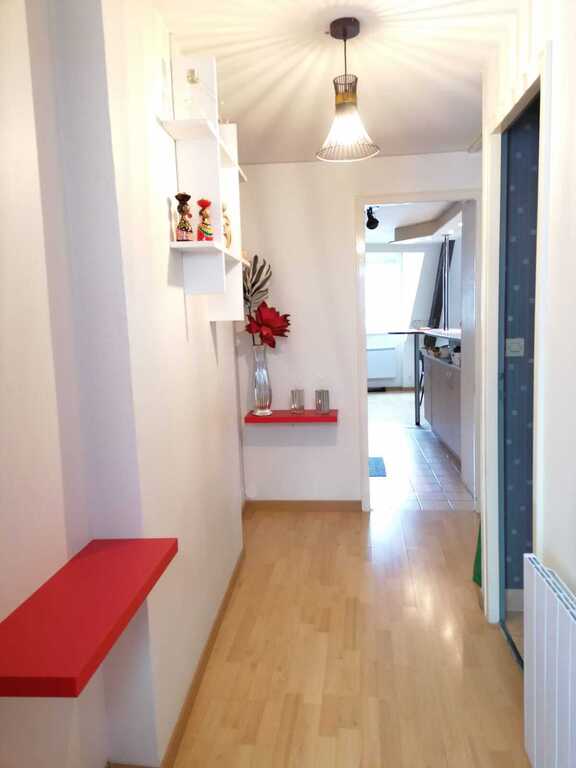 Couloir entrée de l'appartement