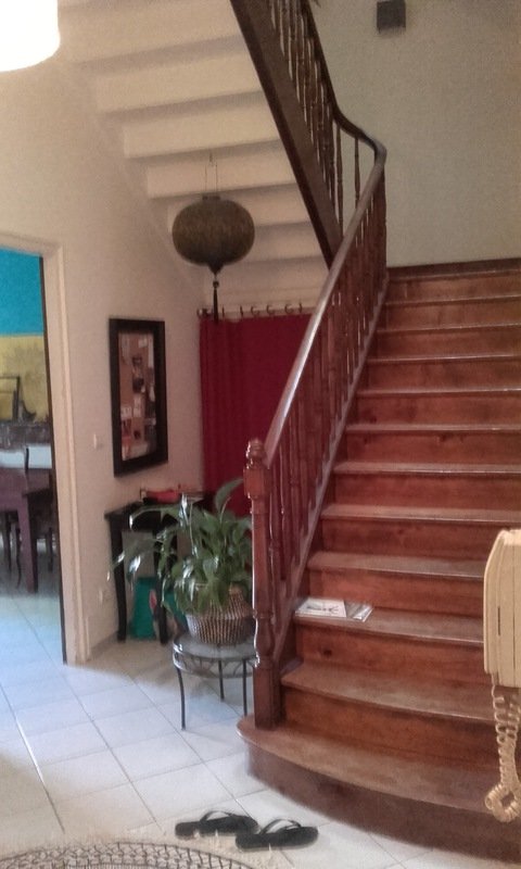 Escalier desservant les étages
