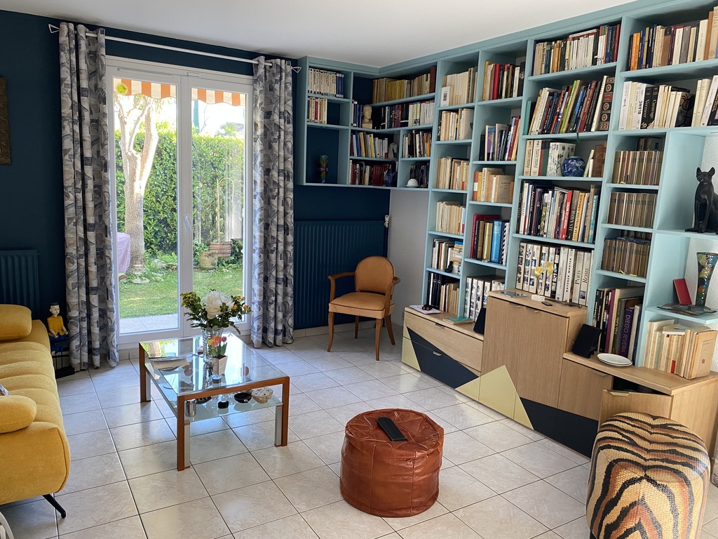 Salon bibliothèque