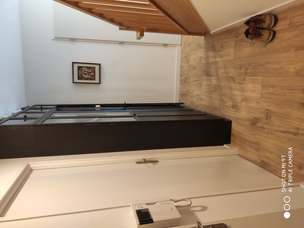 Hall (vers les chambres : duplex inversé)