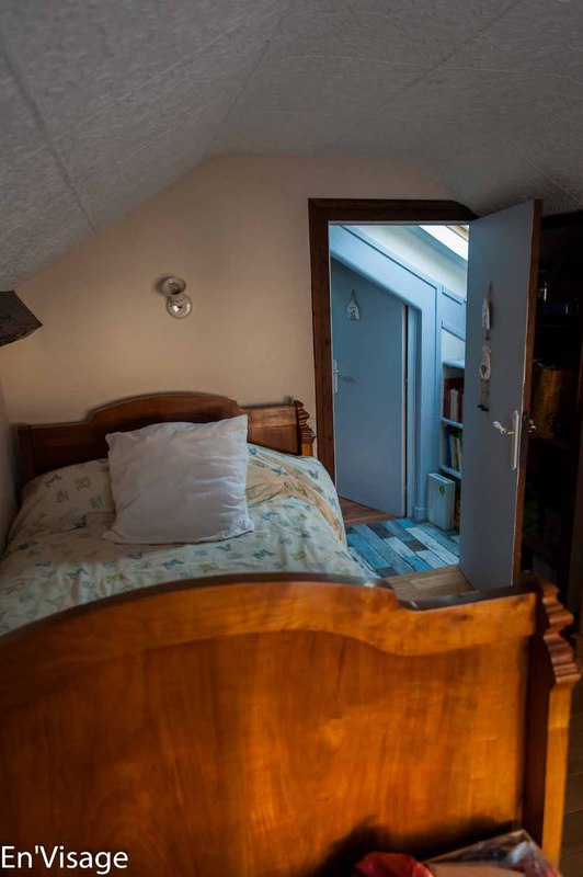 Deuxième  petite chambre à l'étage pour une personne