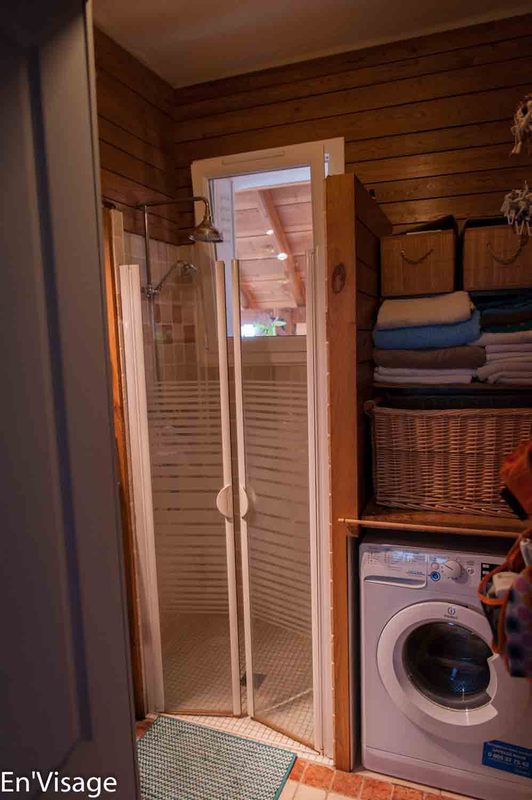 Salle de bain au rez de chaussée