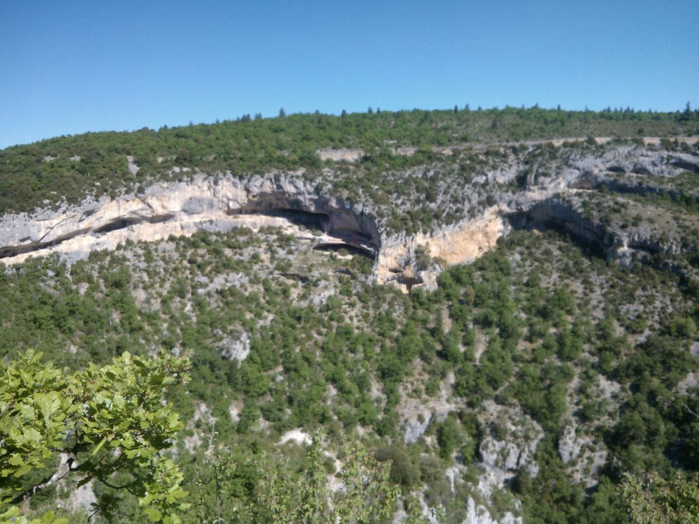 Les gorges de la Nesque ( rando à pied, vélo.... 15 km au départ de la maison)