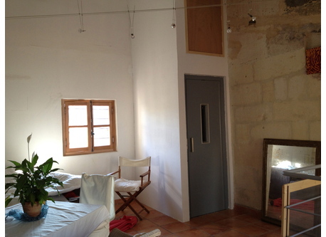 2ème étage, living et ascenseur