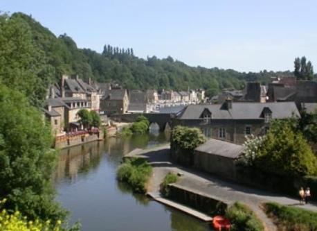 Dinan