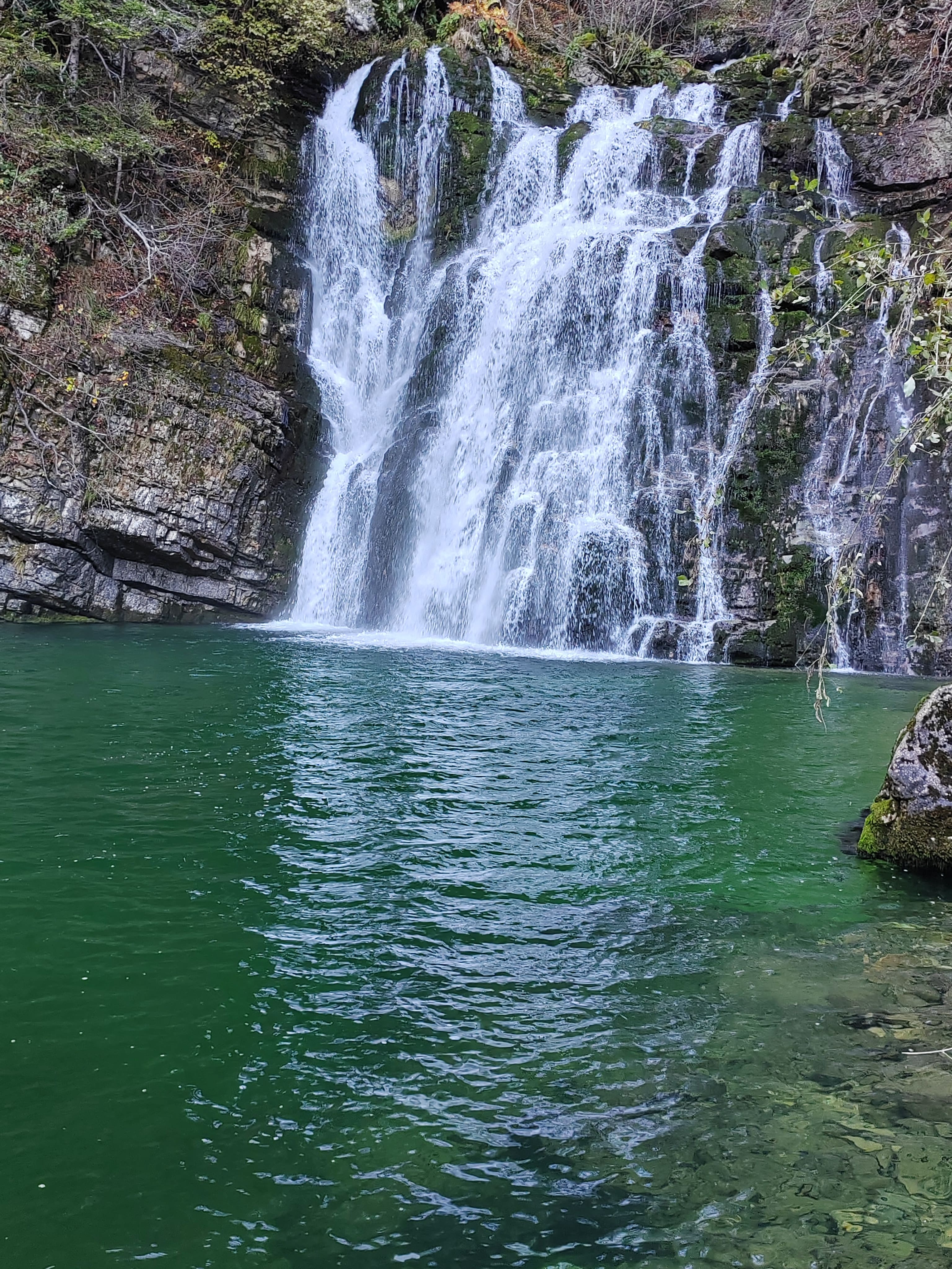 Notre cascade par nos chemins