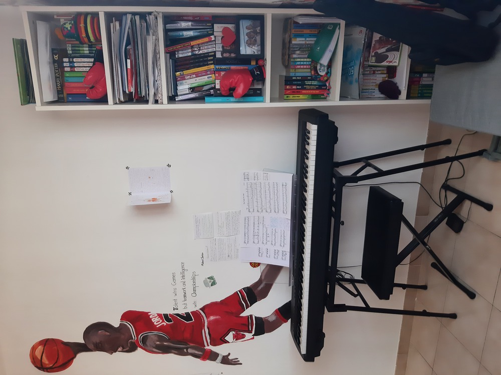 Le piano dans la chambre de Zoé
