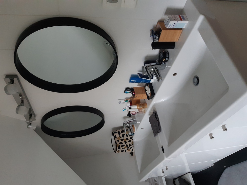 salle de bain double vasque de l'étage