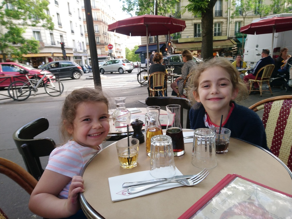 Dîner en terrasse (à 5 min à pieds)
