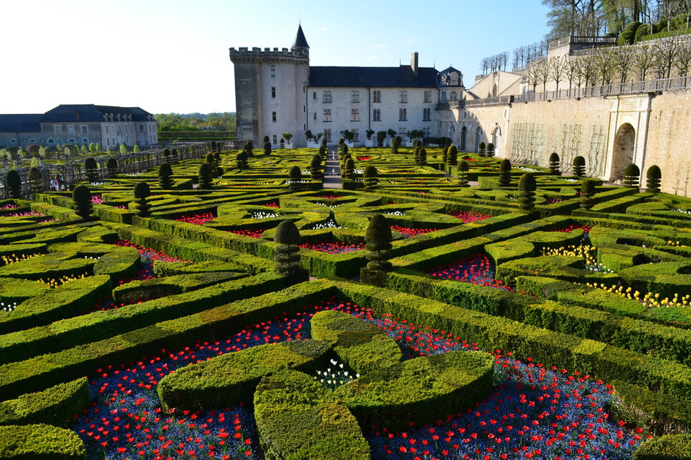Château de Villandry (150 km)