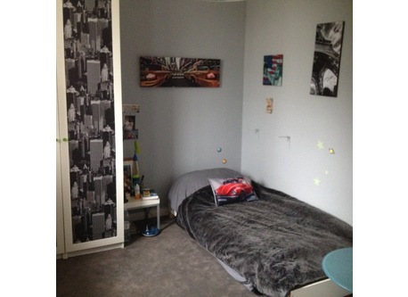Petite chambre d'ami au 1er