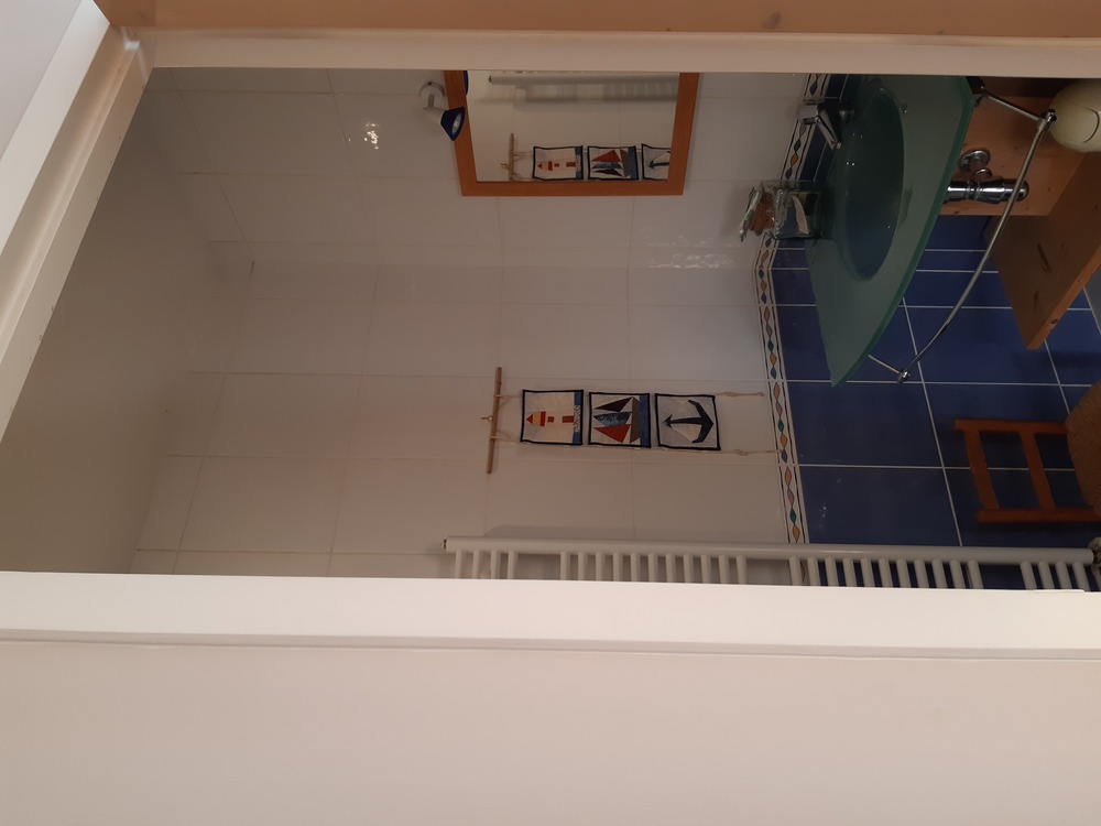 Salle d'eau avec douche -chambre 2