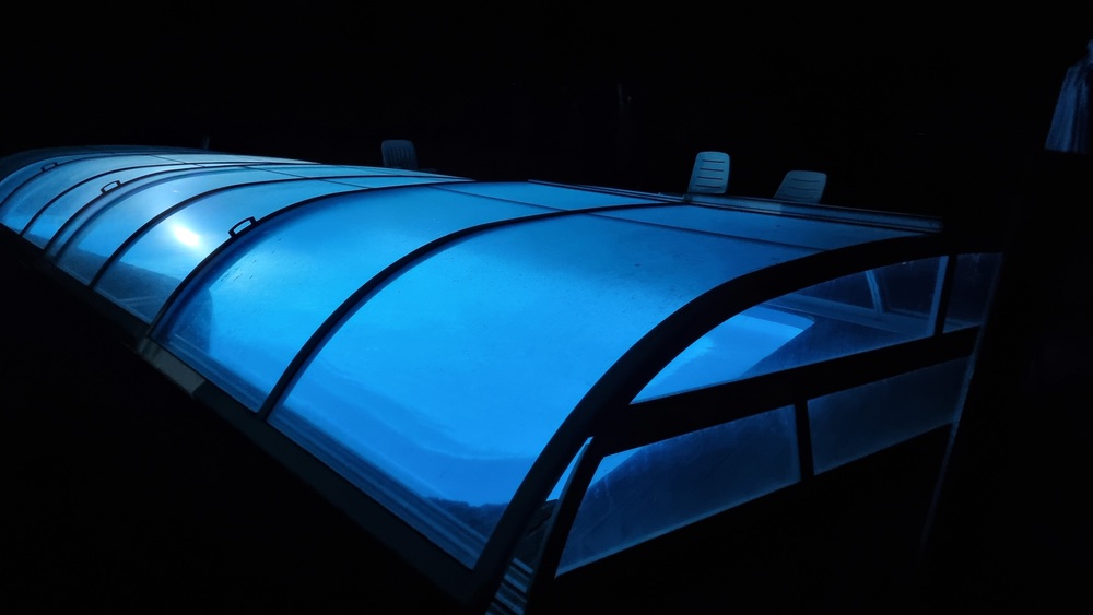 La piscine la nuit