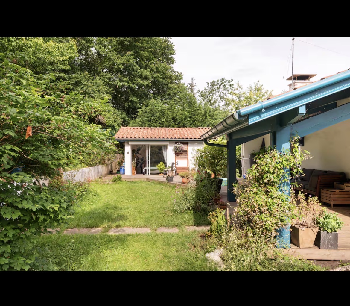 le studio indépendant au fond du jardin