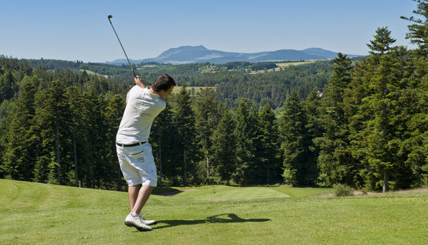 Le golf du Chambon sur Lignon à 20 mn