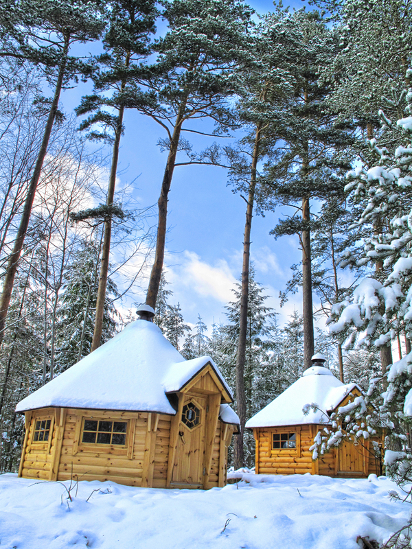 Notre chambre kota finlandais (une cabane de lutin pour dormir dans la forêt)