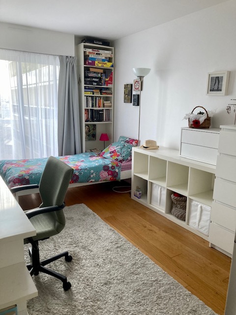 Chambre 1 personne / bureau