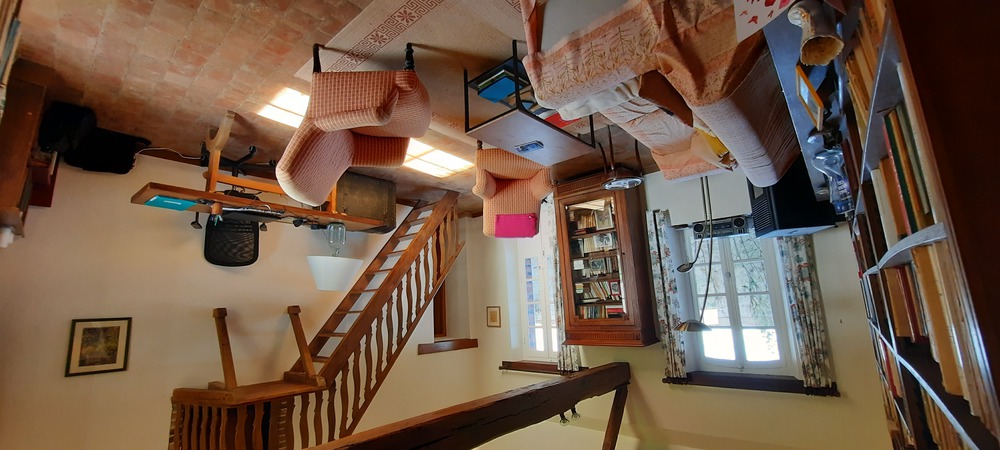Le salon-bibliothèque