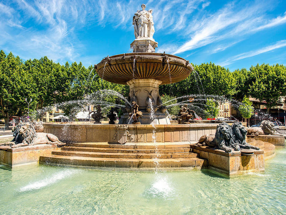 Aix-en-Provence (25km de Pertuis)