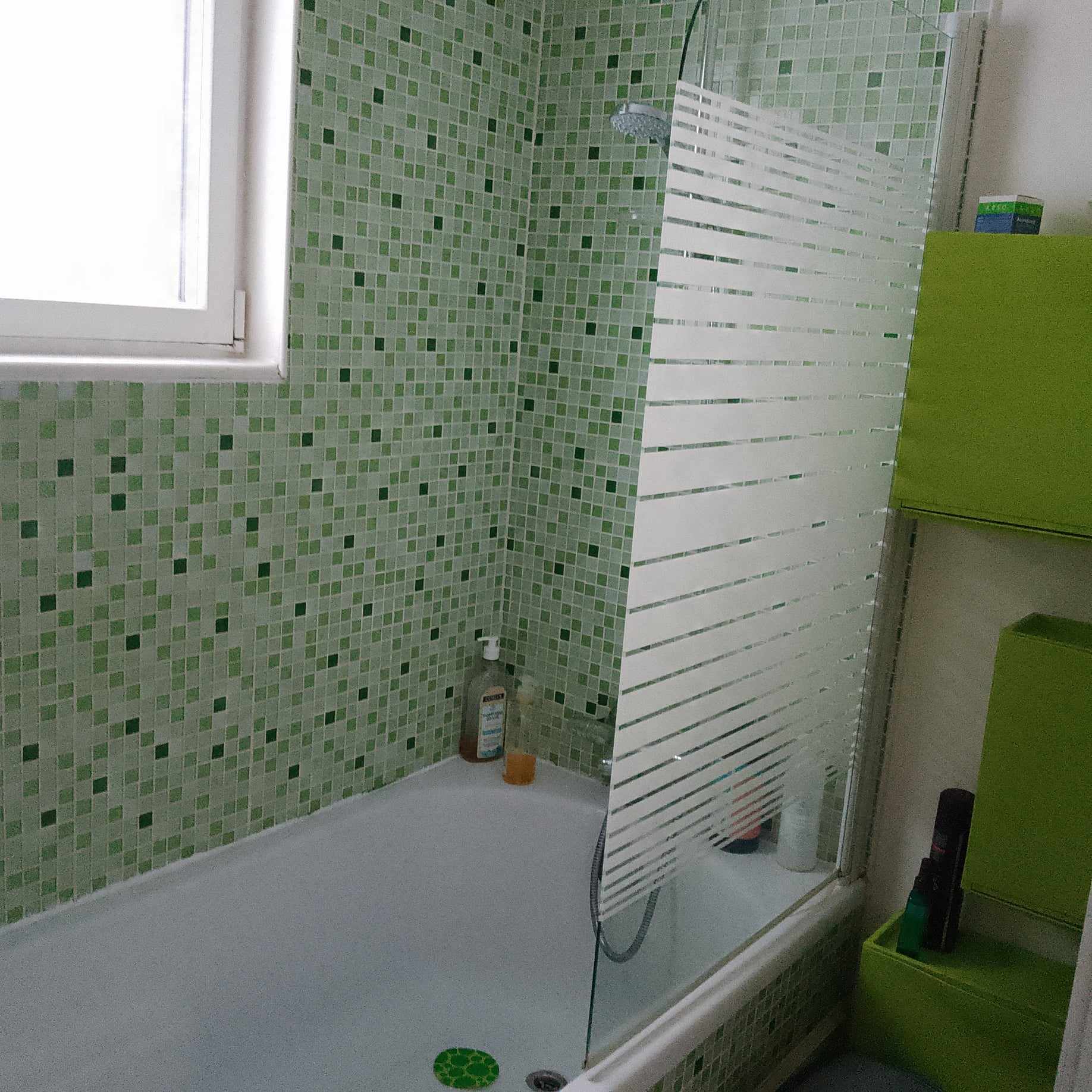 baignoire salle de bain (1er étage)