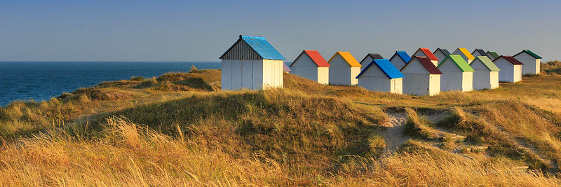 Cabanes de Gouville Sur Mer