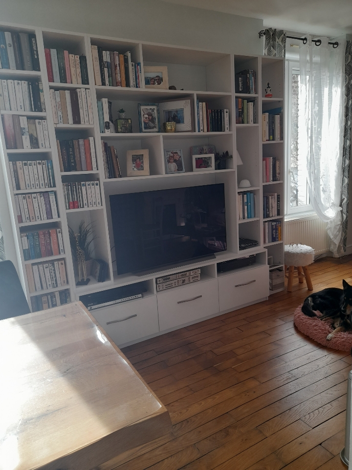 Coin TV , lecture