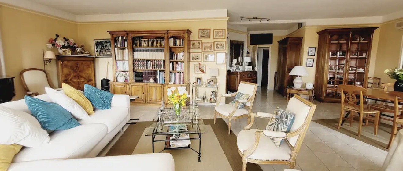 Salon