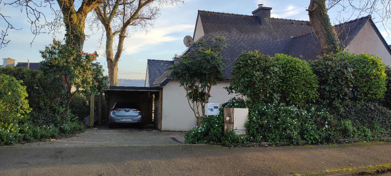 maison côté rue