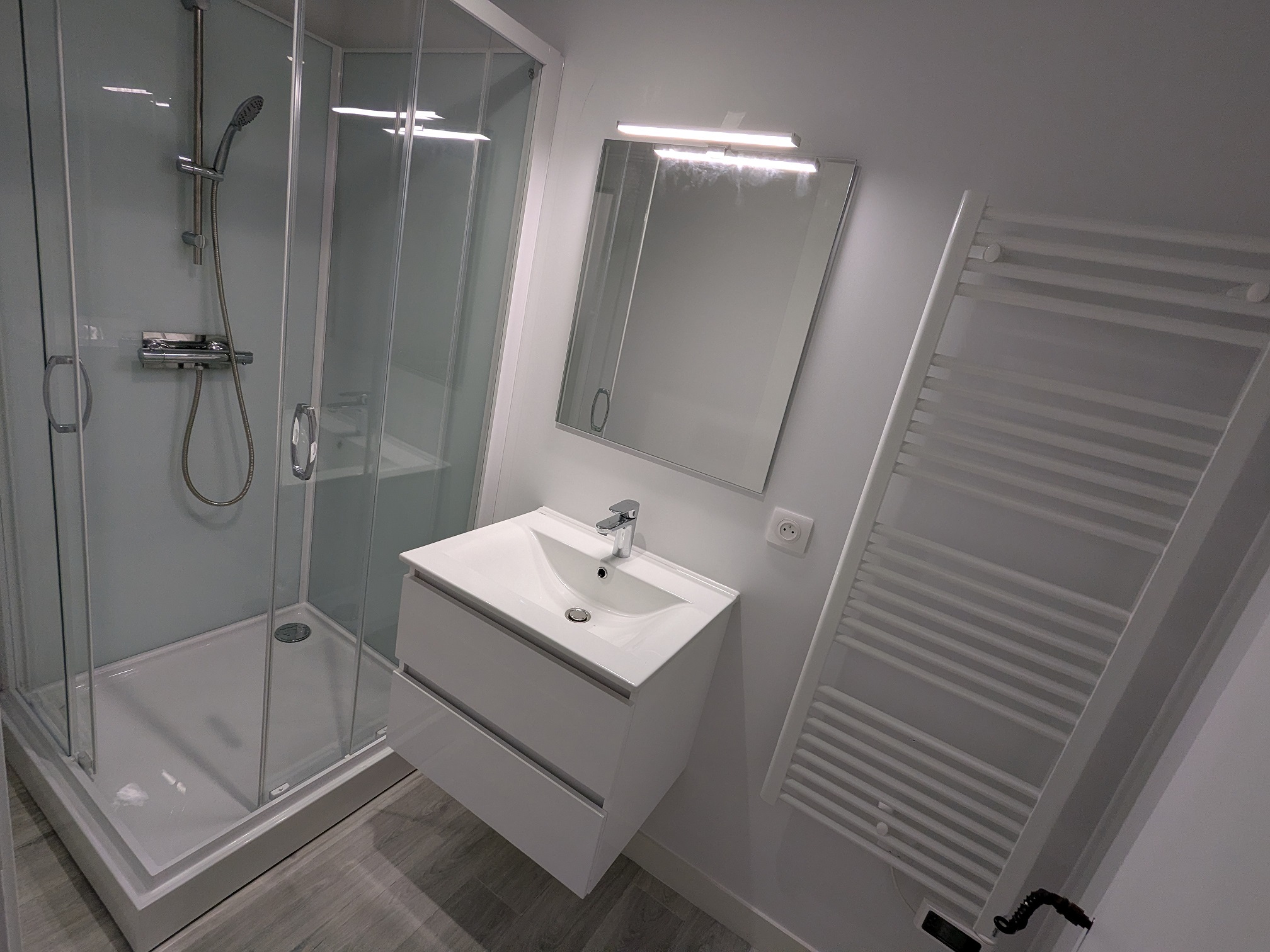 Salle de bain N° 2 (Studio)