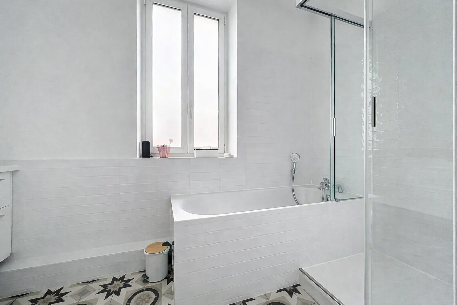 Salle de bains à l'étage des enfants