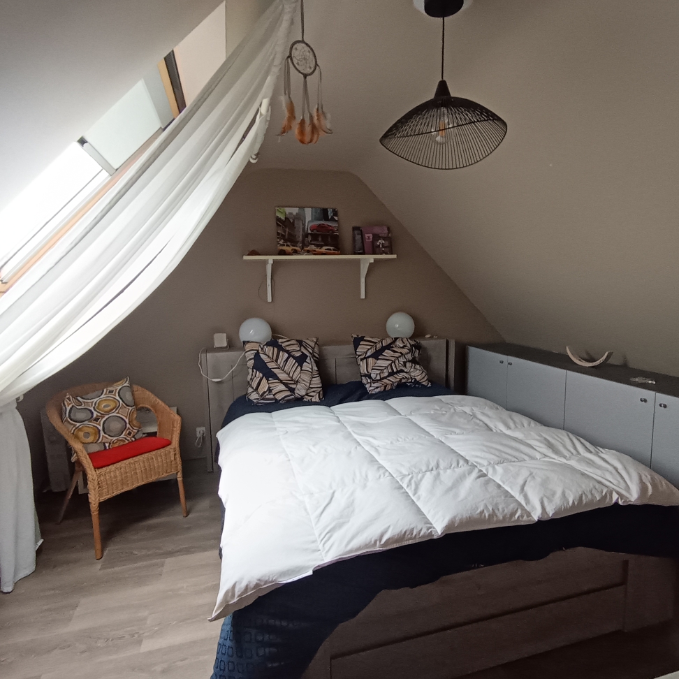 chambre 1 à l'étage