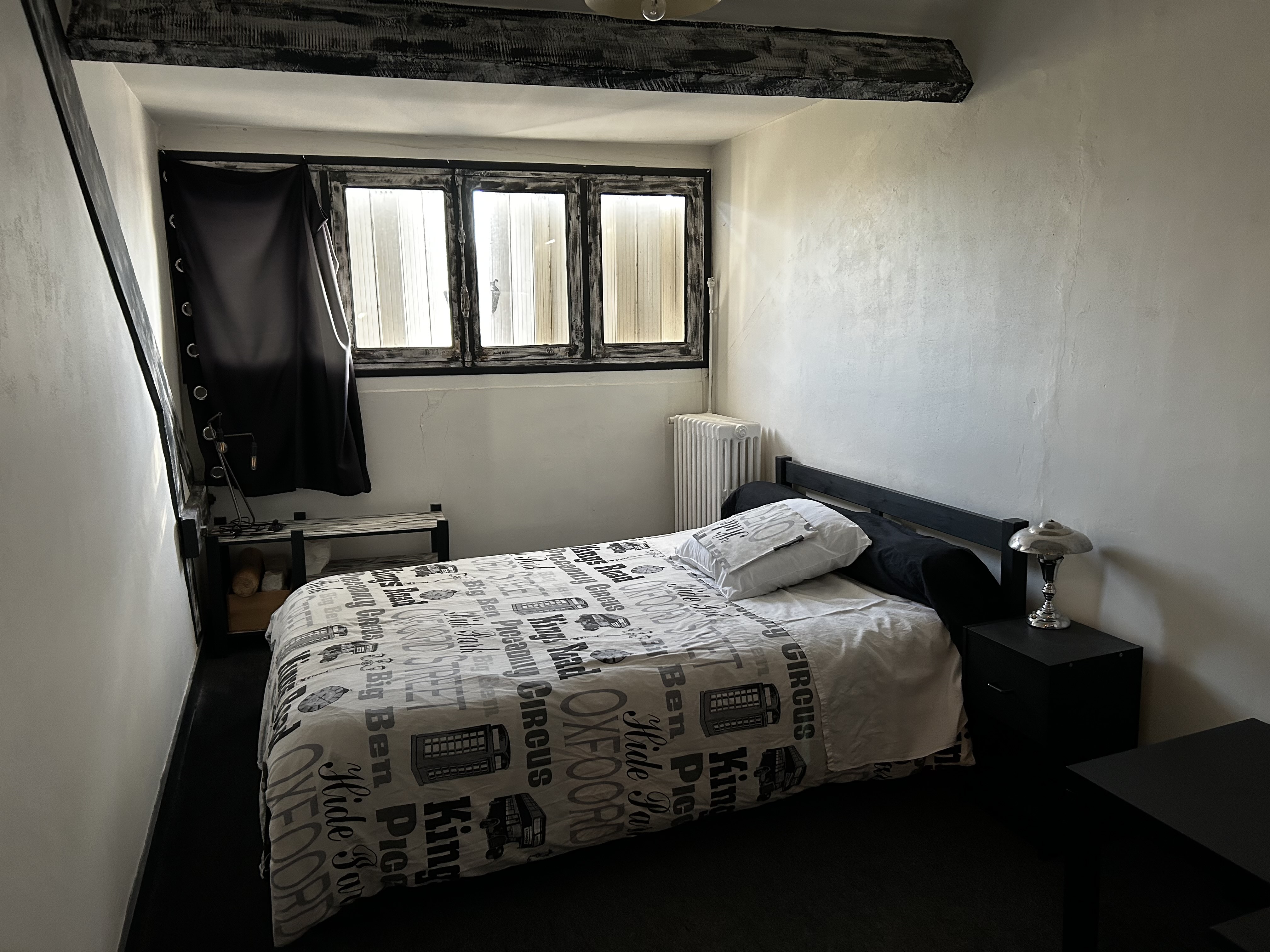 CHAMBRE 4