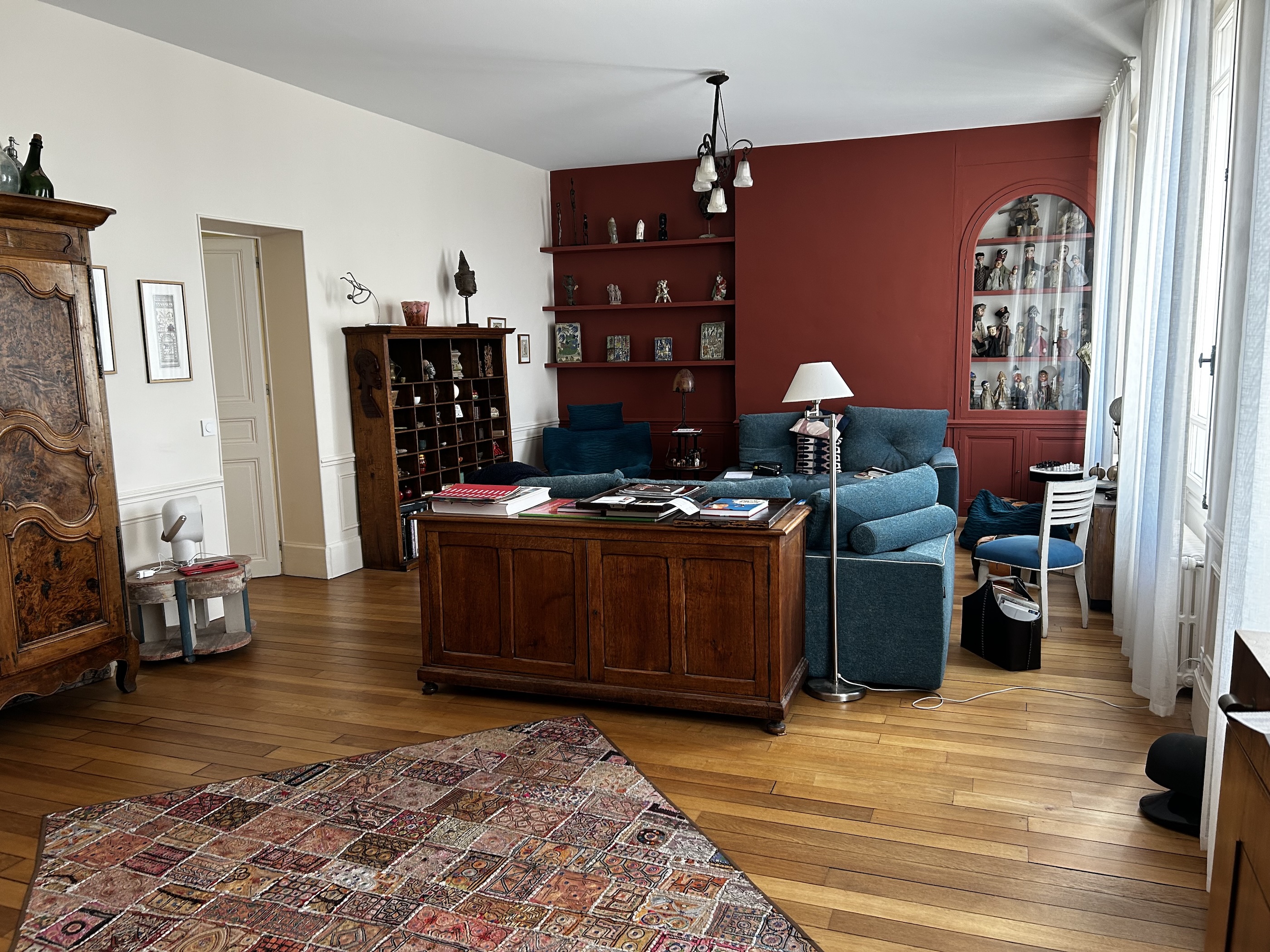 SALON