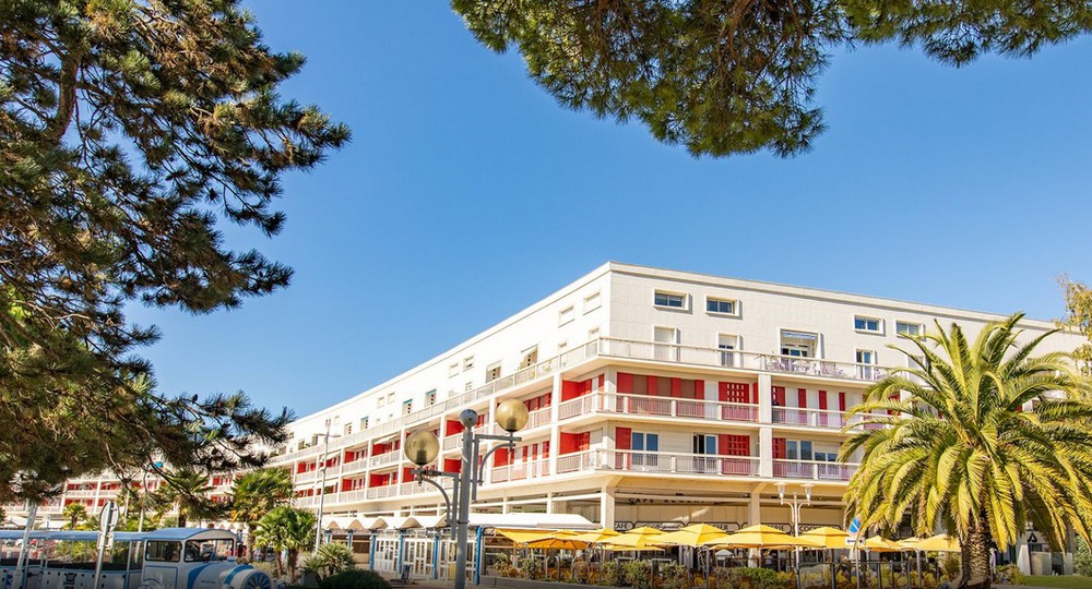 Royan, le front de mer à 800 mètres